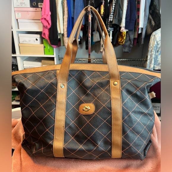 Large overnight bag - Picture 1 of 7